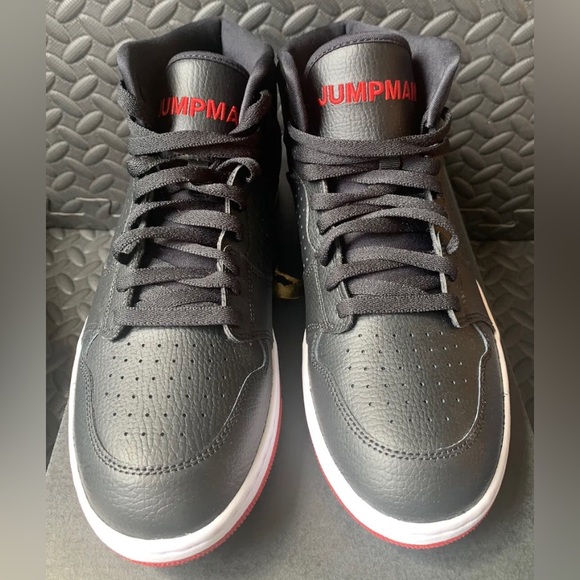 Jordan Access, Men's Size 10, Black / Gym Red-White, AR3762 001 Jumpman. NIB! - Picture 7 of 9